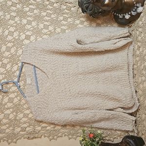 Altar'd State High Low Style Popcorn Fuzzy Knit V-Neck Pullover Sweater